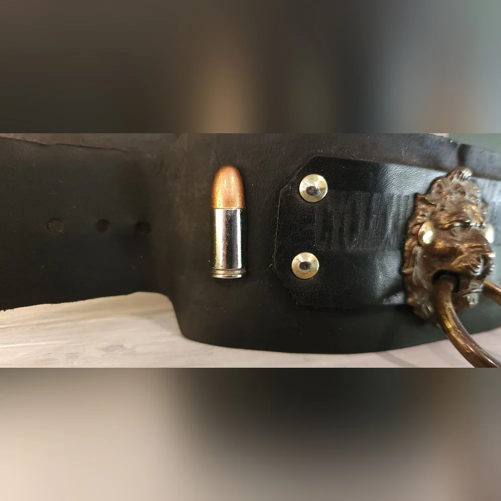 WRISTBAND – Leather, black/brass, lion doorknocker, buckle closure, 9.75